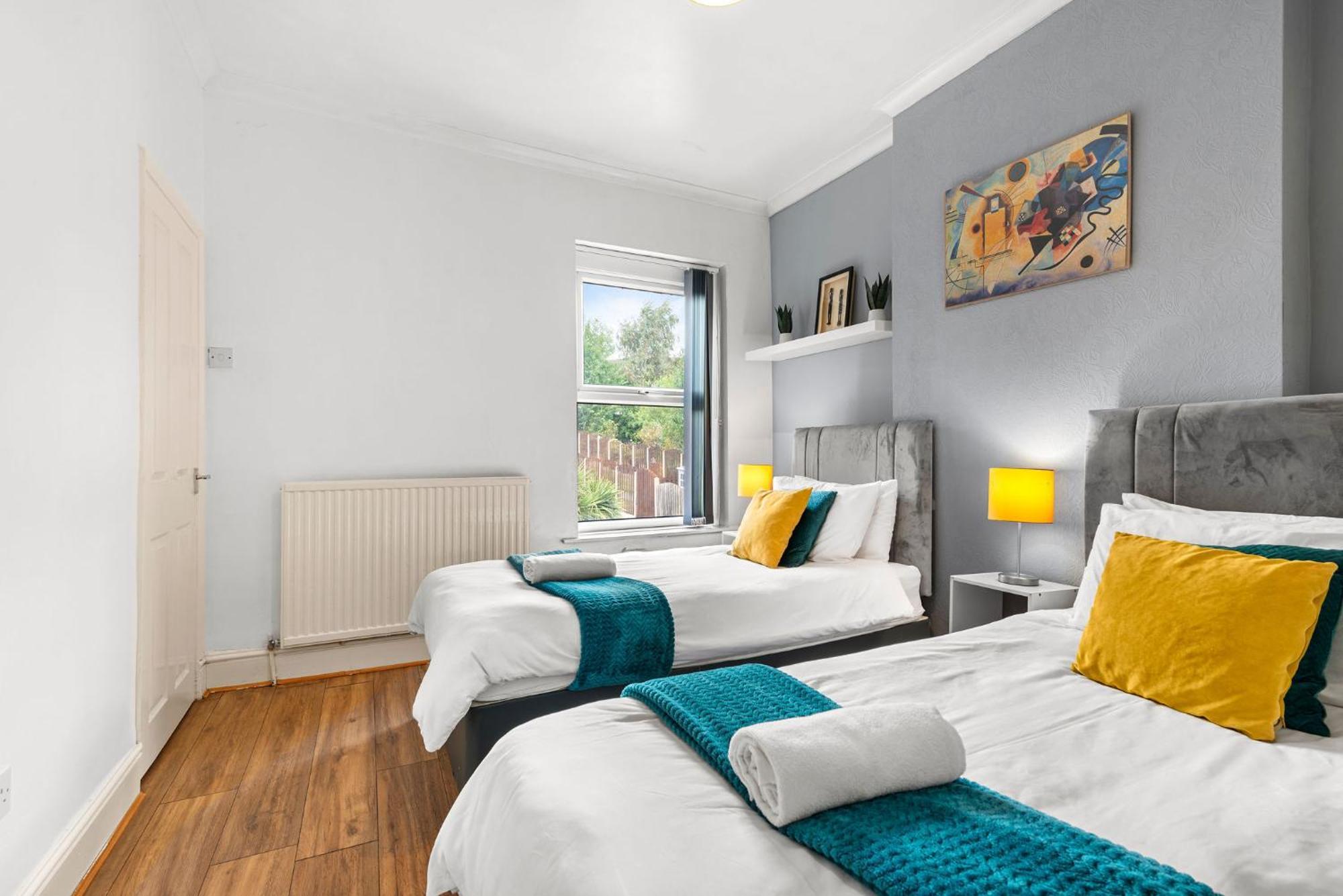 Hilltop Place Suites Near Meadowhall شيفيلد المظهر الخارجي الصورة